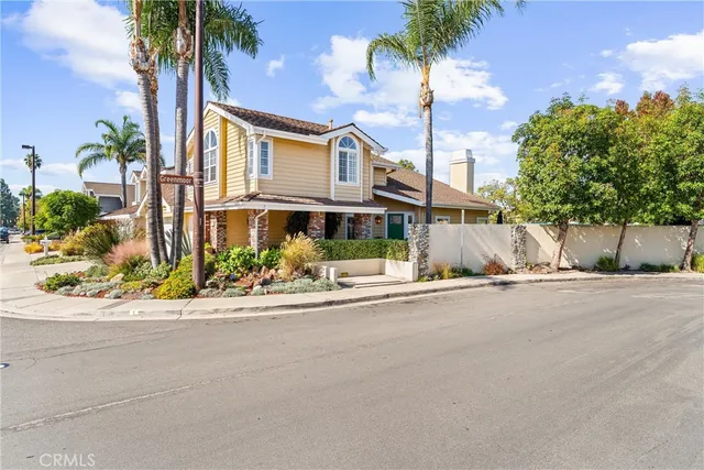 $2,650,000 | 39 Foxboro, Irvine, CA 92614