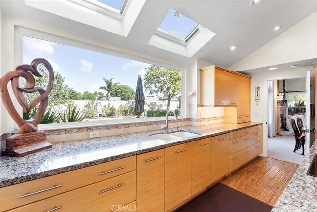 $2,590,000 | 39 Foxboro, Irvine, CA 92614