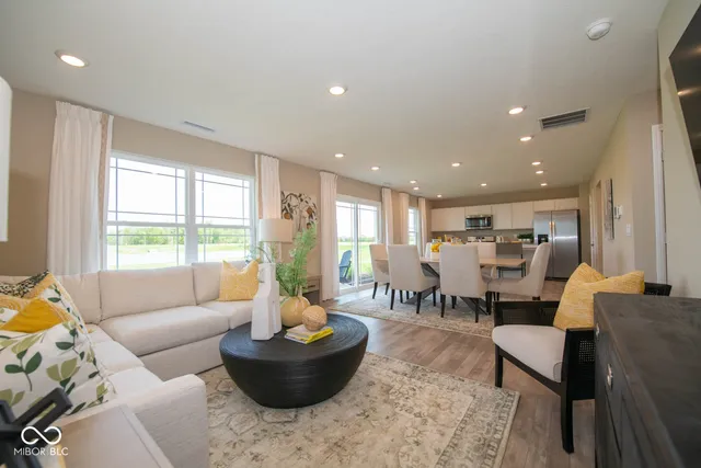 $332,900 | 1515 Adios Butler Court, Danville, IN 46122