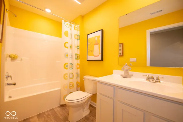 $332,900 | 1515 Adios Butler Court, Danville, IN 46122