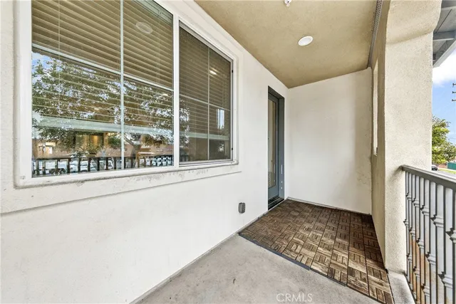 $719,000 | 2560 Valentina Way, Unit 2, Commerce, CA 90040
