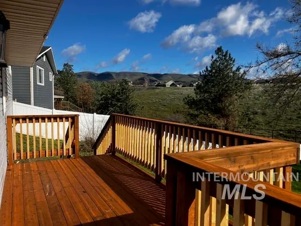 $380,000 | 2360 Rolling Hills Drive, Clarkston, WA 99403