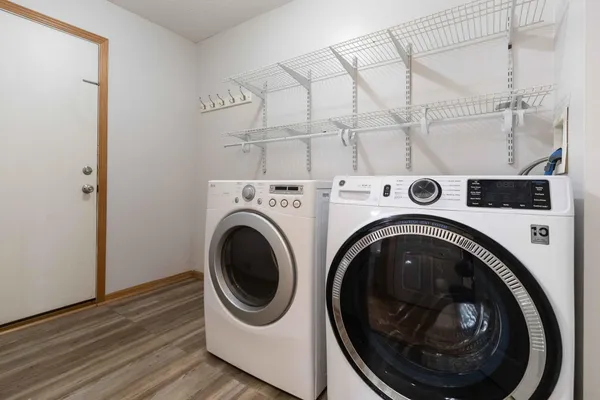 $325,000 | 16959 79th Avenue North, Maple Grove, MN 55311