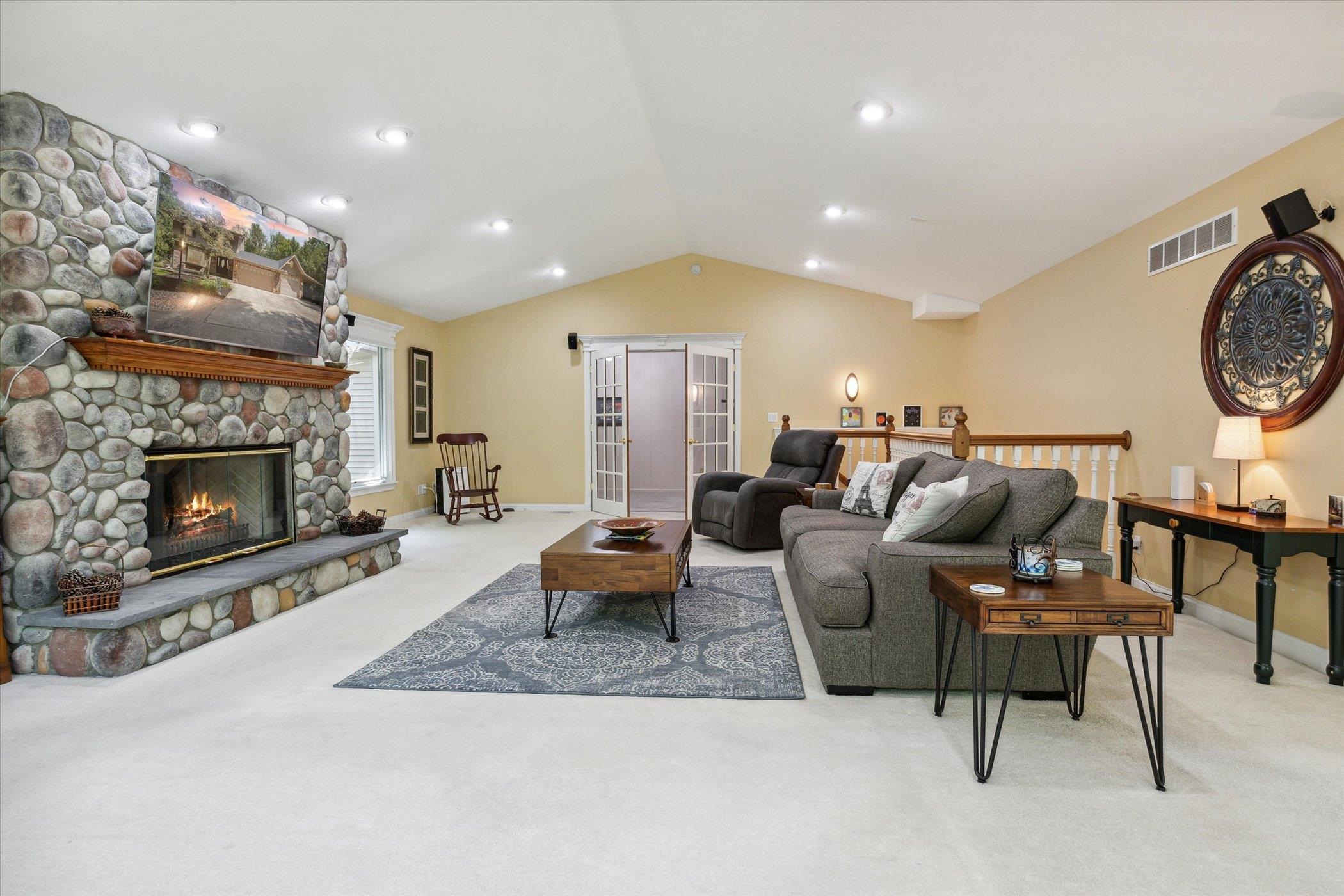 59626 Clover Road Mishawaka, IN 46544 - Photo 23 of 36