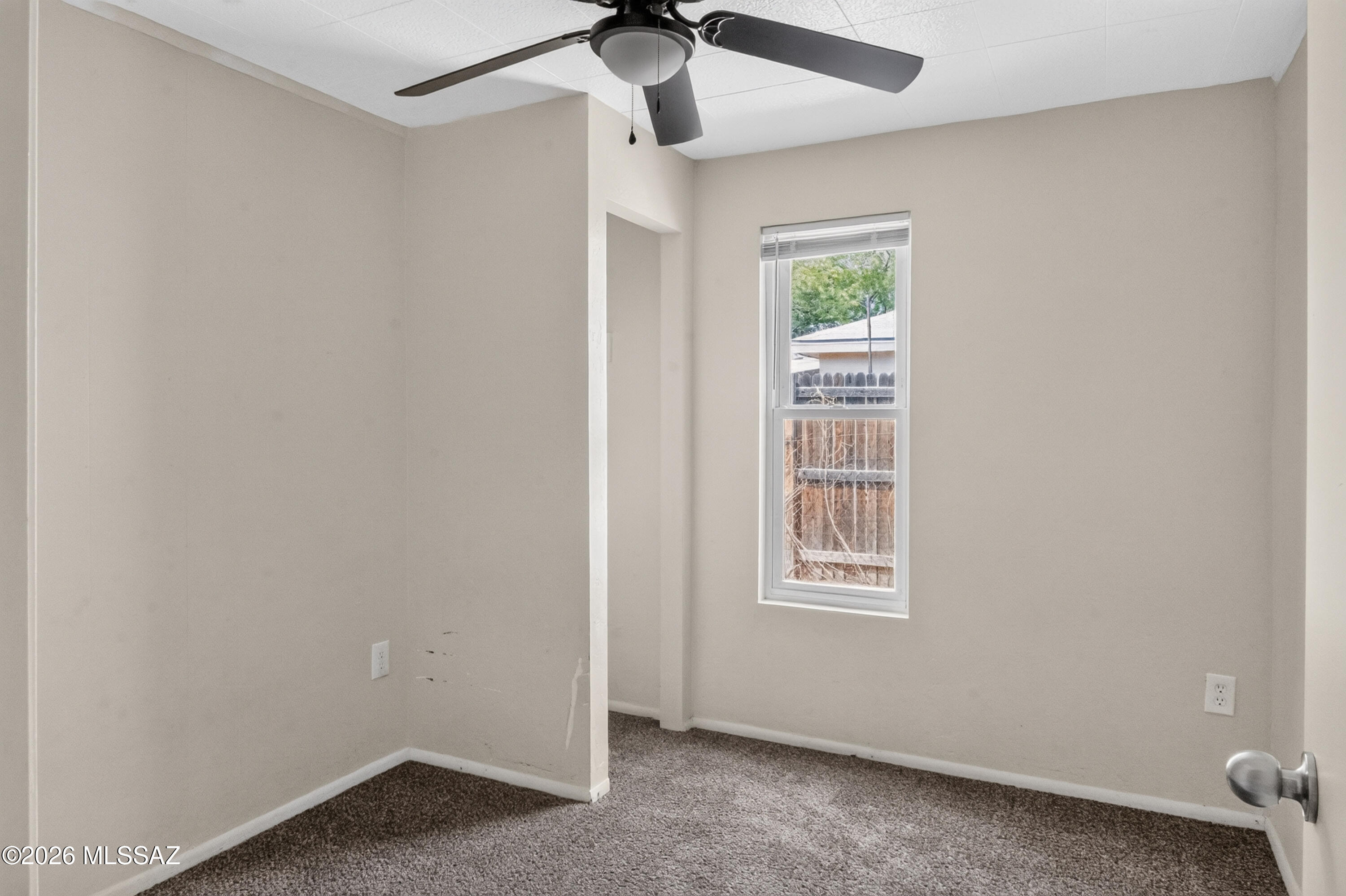 131 West Pastime Road Tucson, AZ 85705 - Photo 11 of 18 Secondary Bedroom