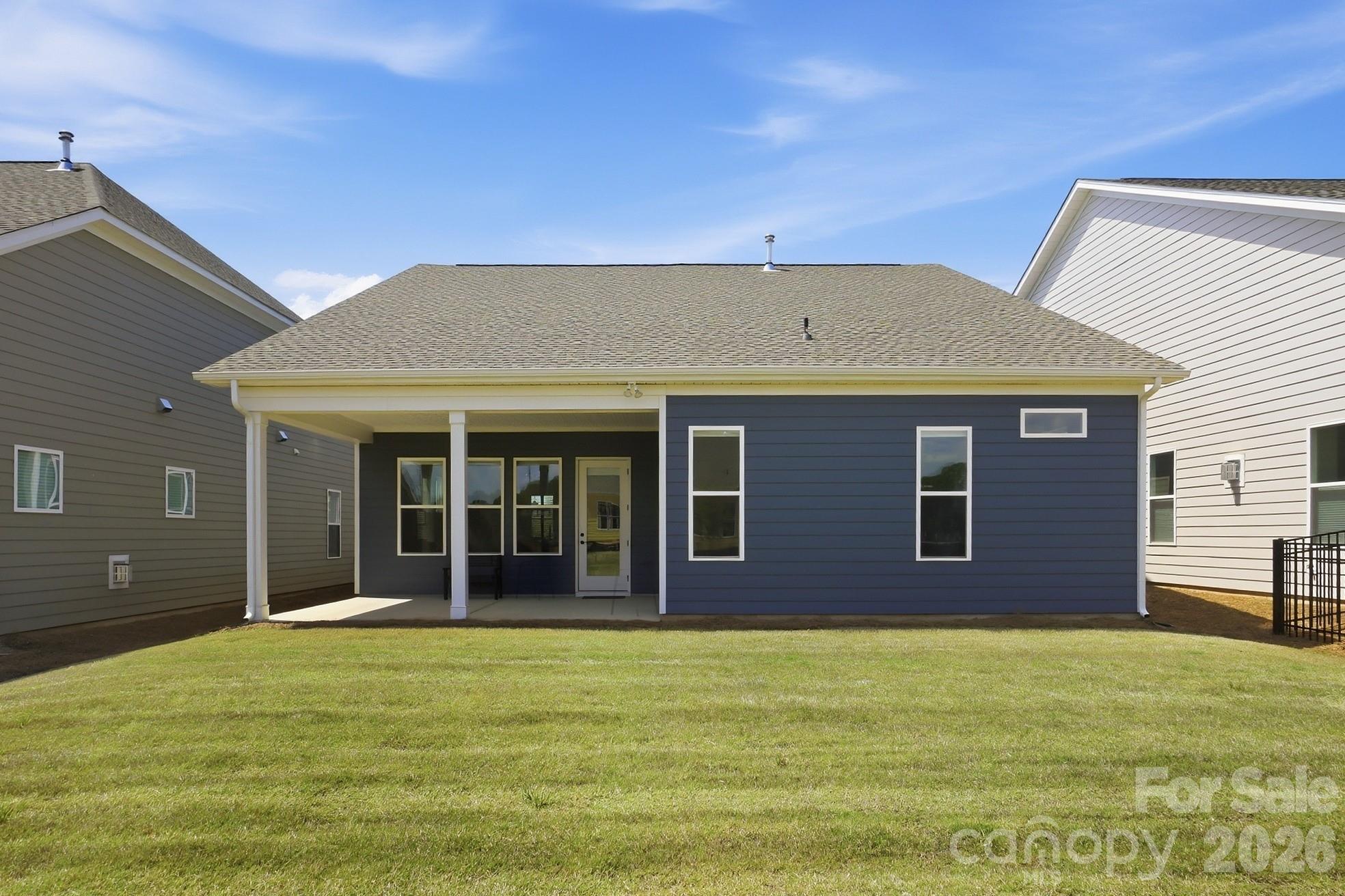1035 Rabbit Hl Lane Monroe, NC 28110 - Photo 29 of 39 a front view of a house