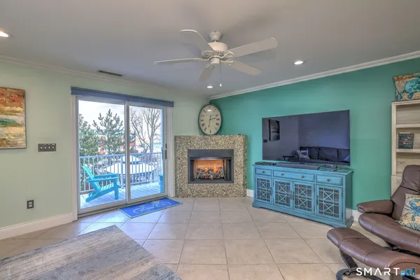 $699,999 | 12 Naugatuck Avenue, Unit A7, Milford, CT 06460