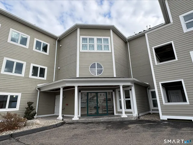 $749,000 | 12 Naugatuck Avenue, Unit A7, Milford, CT 06460