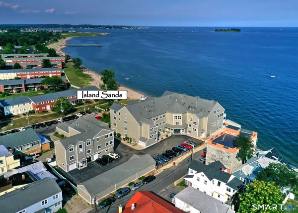 $699,999 | 12 Naugatuck Avenue, Unit A7, Milford, CT 06460