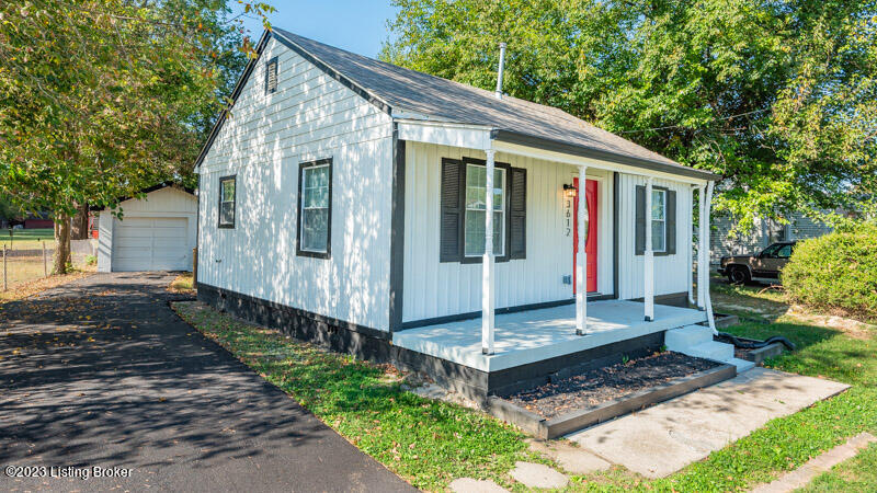 3612 Ralph Avenue Louisville, KY 40211 - Photo 2 of 23 DSC_0511