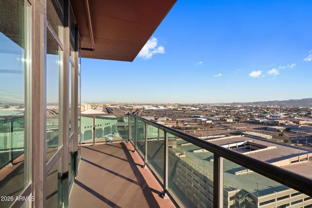 $649,500 | 310 South 4th Street, Unit 1710, Phoenix, AZ 85004