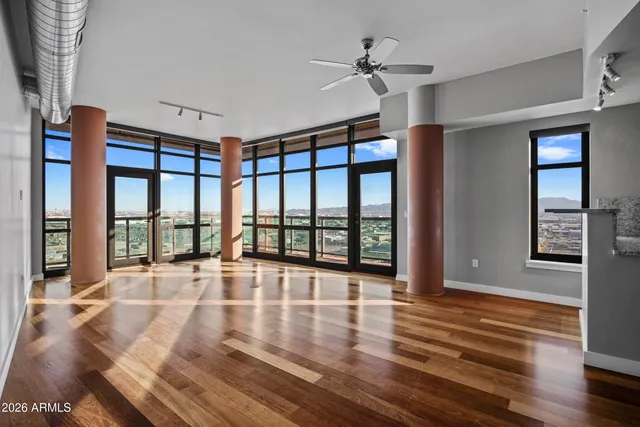 $649,500 | 310 South 4th Street, Unit 1710, Phoenix, AZ 85004