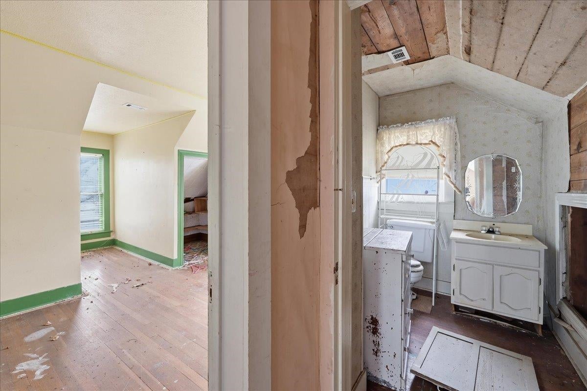 275 Thomas Road Lumberton, TX 77657 - Photo 4 of 23 Gallery Image 4