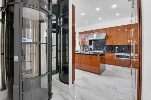 $5,949,000 | 7000 Lions Head Lane, Boca Raton, FL 33496