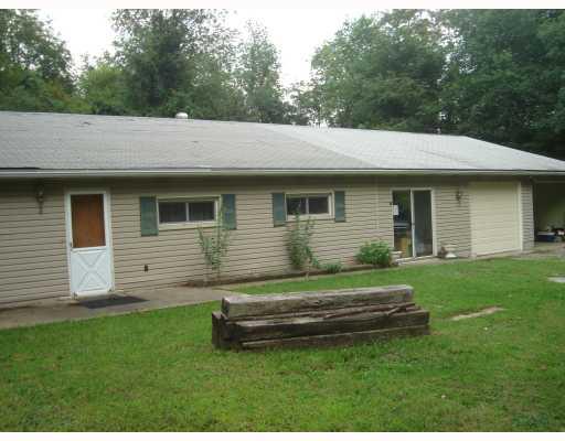 835 Pine Grove Road Beaver, PA 15009 - Photo 2 of 10 Exterior Front.