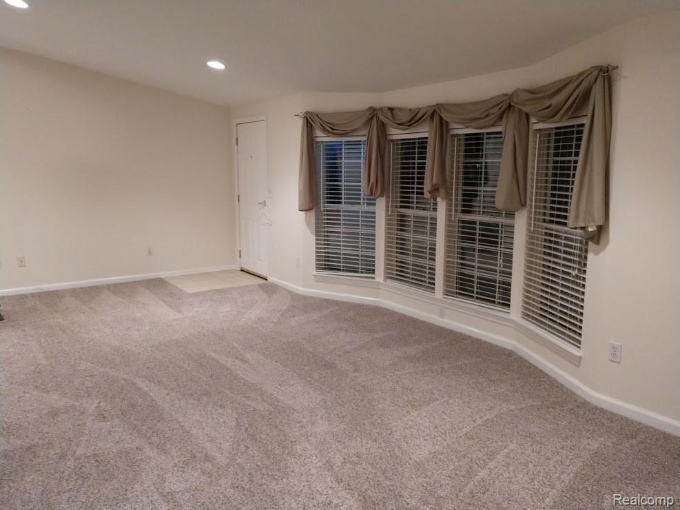 6148 West Lange Road Howell, MI 48843 - Photo 16 of 17 darrel14.jpg