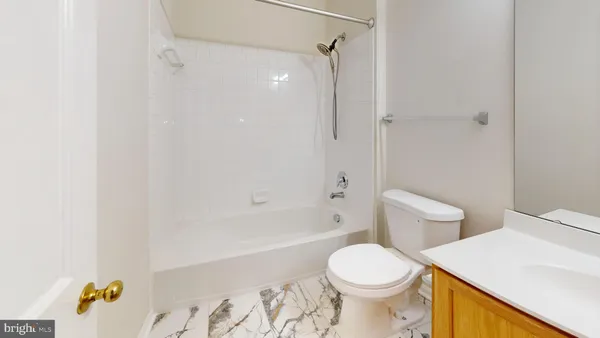 $3,495 | 8365 Derwent Valley Court, Lorton, VA 22079