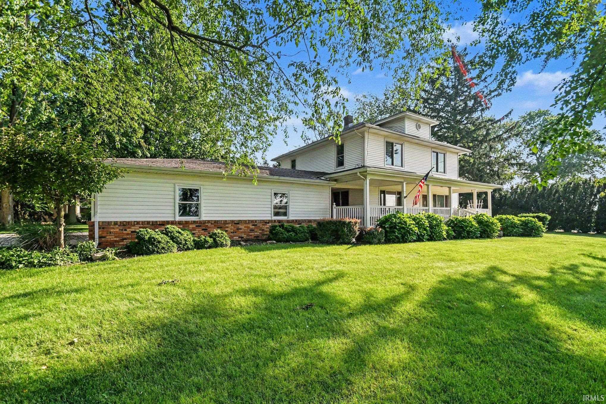 24567 Brick Road South Bend, IN 46628 - Photo 2 of 35