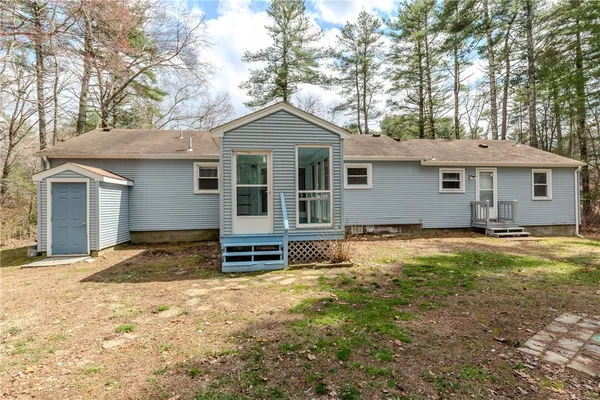 $499,999 | 1150 Plainfield Pike, Coventry, RI 02827