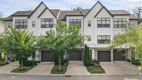 $515,000 | 169 Stonecrest Drive, Nashville, TN 37209