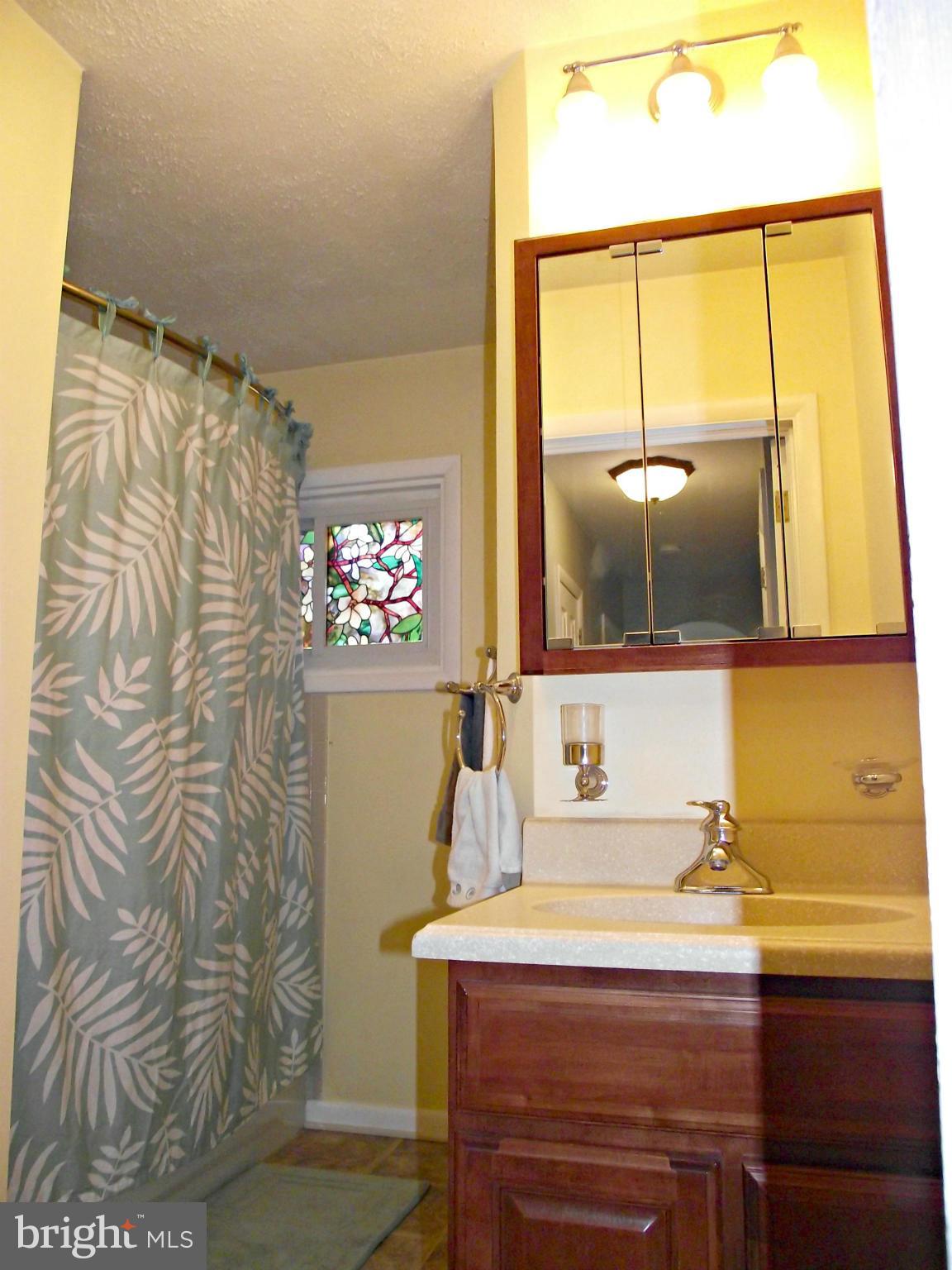 605 Fairmount Road Linthicum, MD 21090 - Photo 12 of 25 Bath