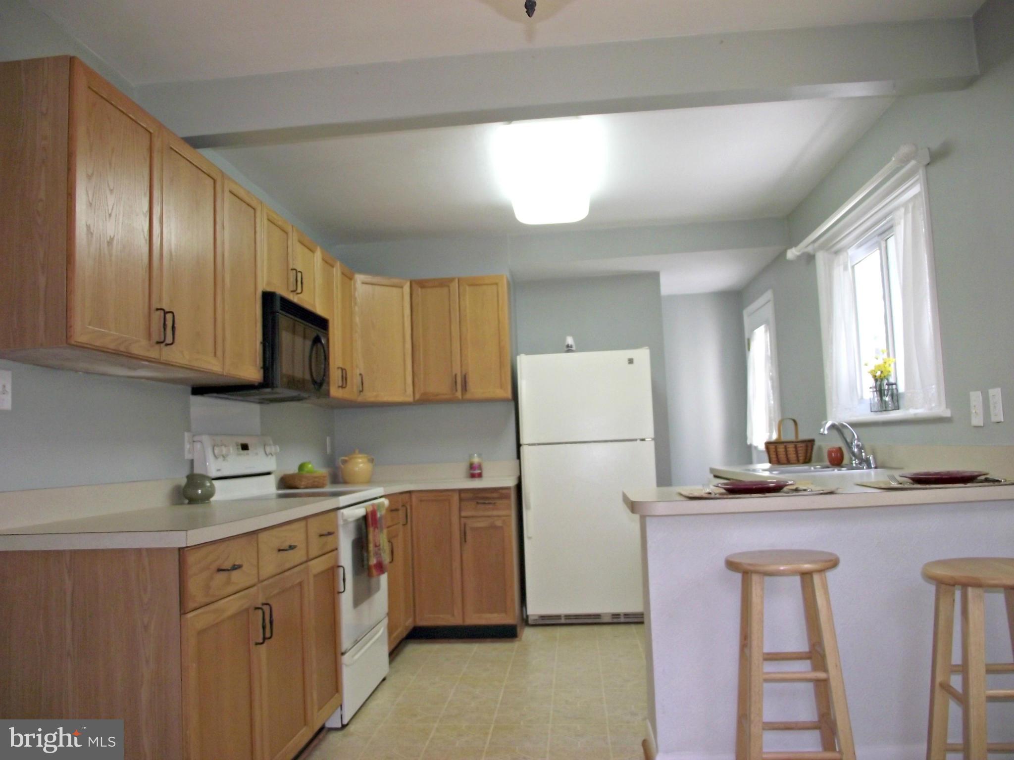 605 Fairmount Road Linthicum, MD 21090 - Photo 6 of 25 Kitchen