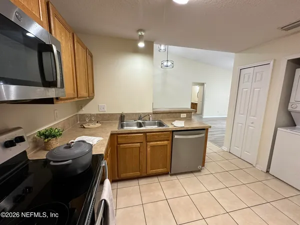 $1,275 | 6099 Maggies Circle, Unit 109, Jacksonville, FL 32244