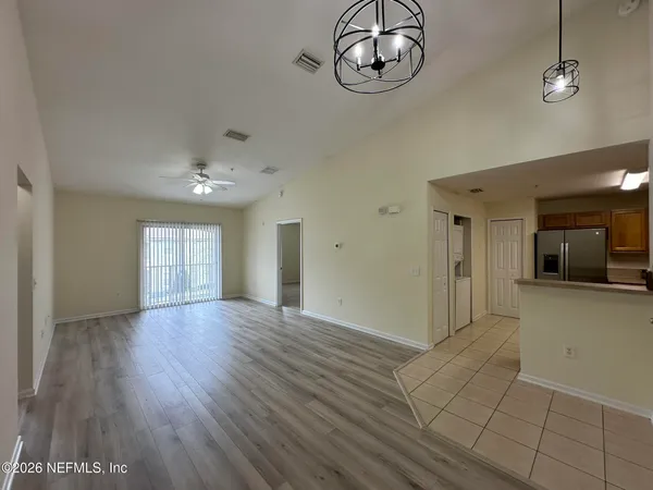 $1,275 | 6099 Maggies Circle, Unit 109, Jacksonville, FL 32244