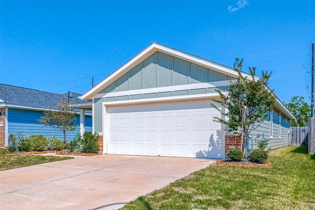 6934 Scarlet Sagebrush Street, Katy, TX 77449 Compass