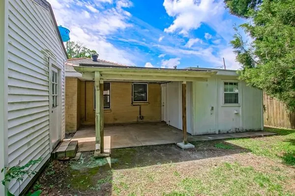 $1,700 | 433 Olive Avenue, Harvey, LA 70058