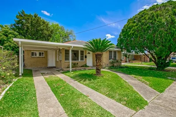 $1,700 | 433 Olive Avenue, Harvey, LA 70058