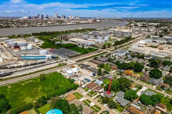 $1,700 | 433 Olive Avenue, Harvey, LA 70058