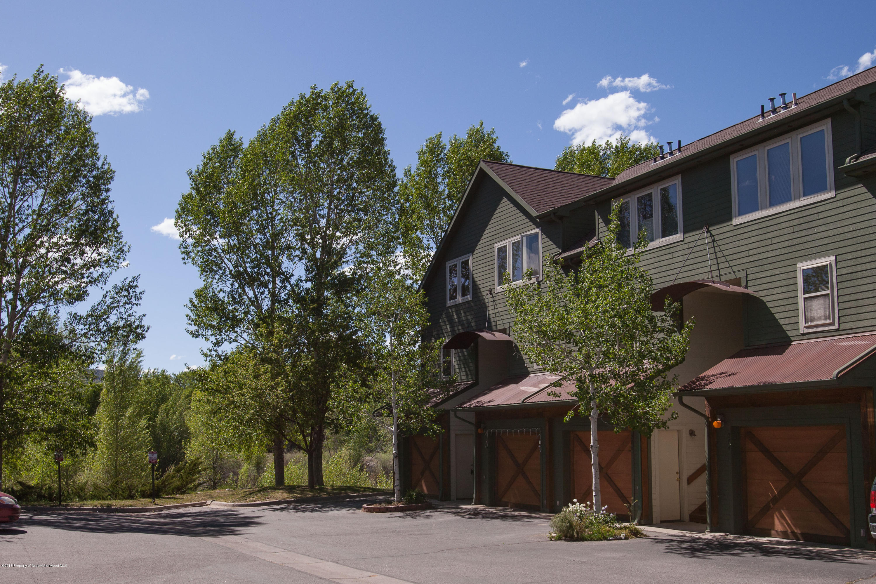 210 Lakeside Court Basalt, CO 81621 - Photo 3 of 15 exterior end unit overlooking the lake