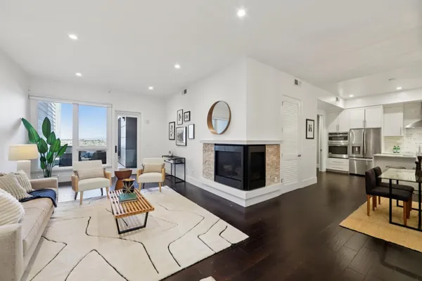$1,000,000 | 600 El Camino Real, Unit 211, Belmont, CA 94002