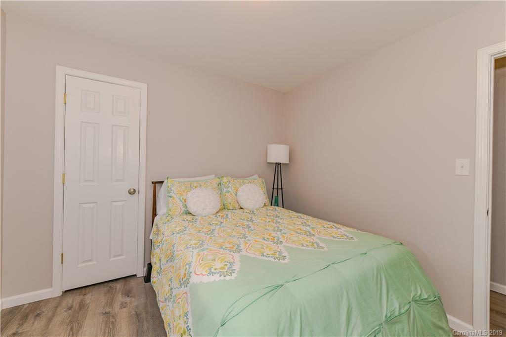8803 Reedy Creek Road Charlotte, NC 28215 - Photo 17 of 27 Gallery Image 17