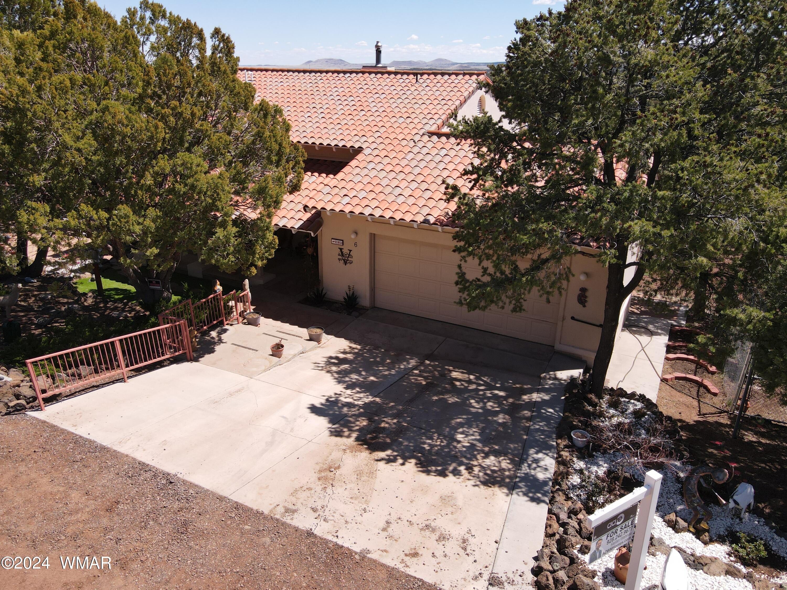 6 Co Road Vernon, AZ 85940 - Photo 9 of 38 Photo_6619453_DJI_317_jpg_7645282_0_2024