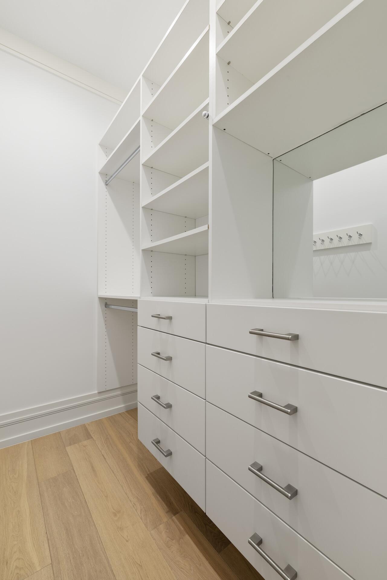8 Osprey Drive Ocean Ridge, FL 33435 - Photo 23 of 48 Primary closet