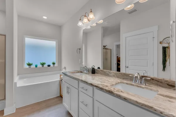 $349,900 | 7057 Whitetail Run Drive, Pensacola, FL 32526