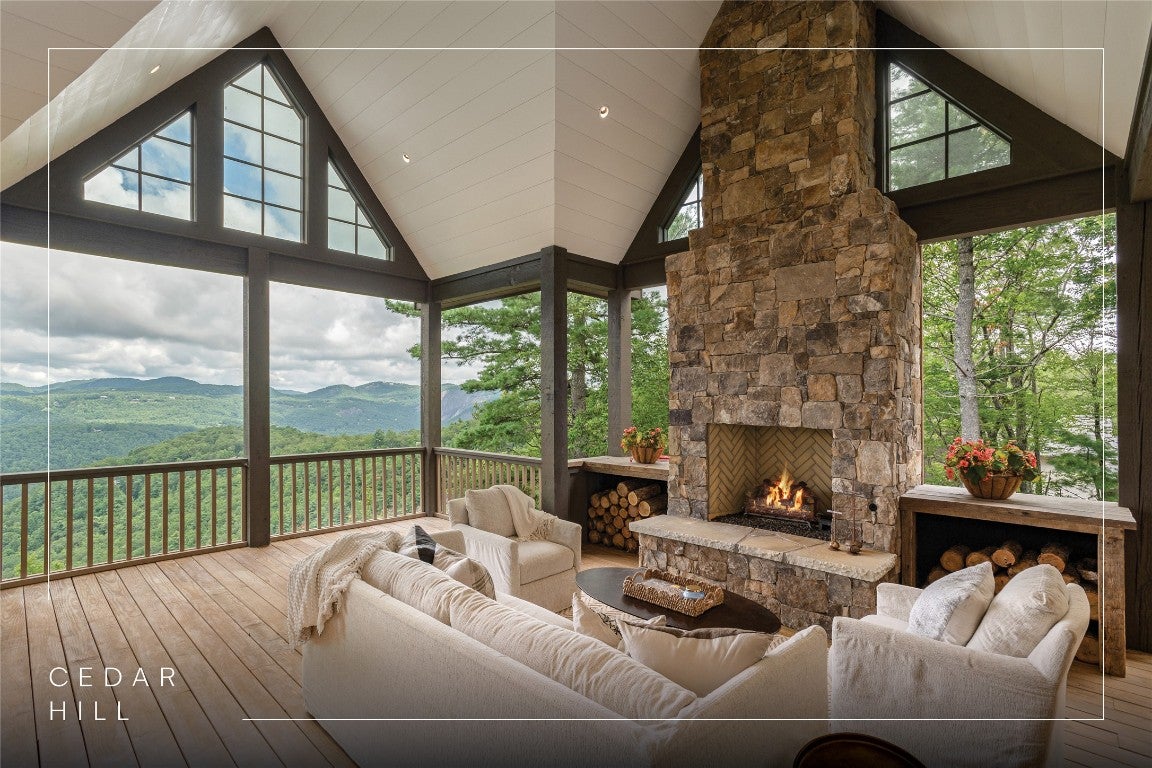 726 East Ridge Road Cashiers, NC 28717 - Photo 4 of 100 Gallery Image 4