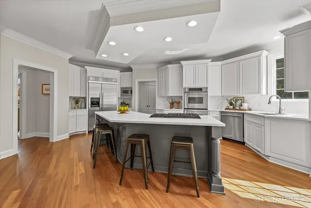 $1,100,000 | 39W599 Walt Whitman Road, St. Charles, IL 60175