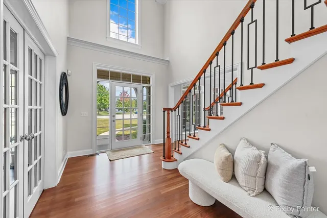 $1,100,000 | 39W599 Walt Whitman Road, St. Charles, IL 60175