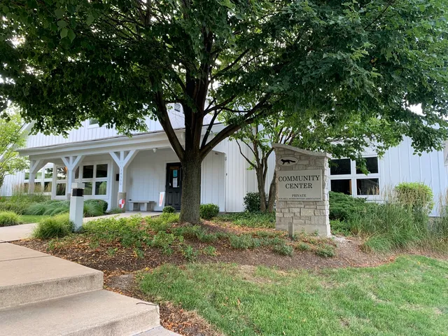 $1,100,000 | 39W599 Walt Whitman Road, St. Charles, IL 60175