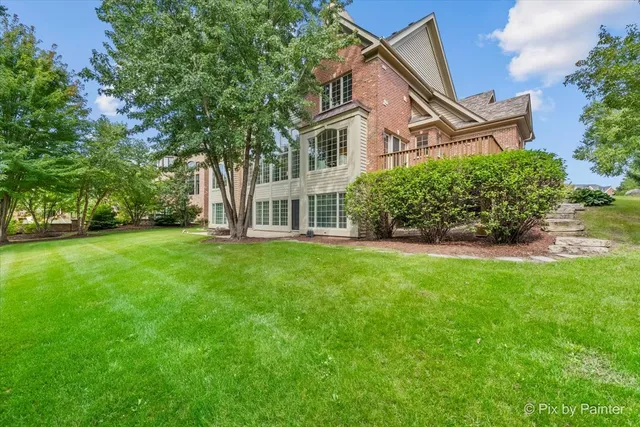 $1,100,000 | 39W599 Walt Whitman Road, St. Charles, IL 60175