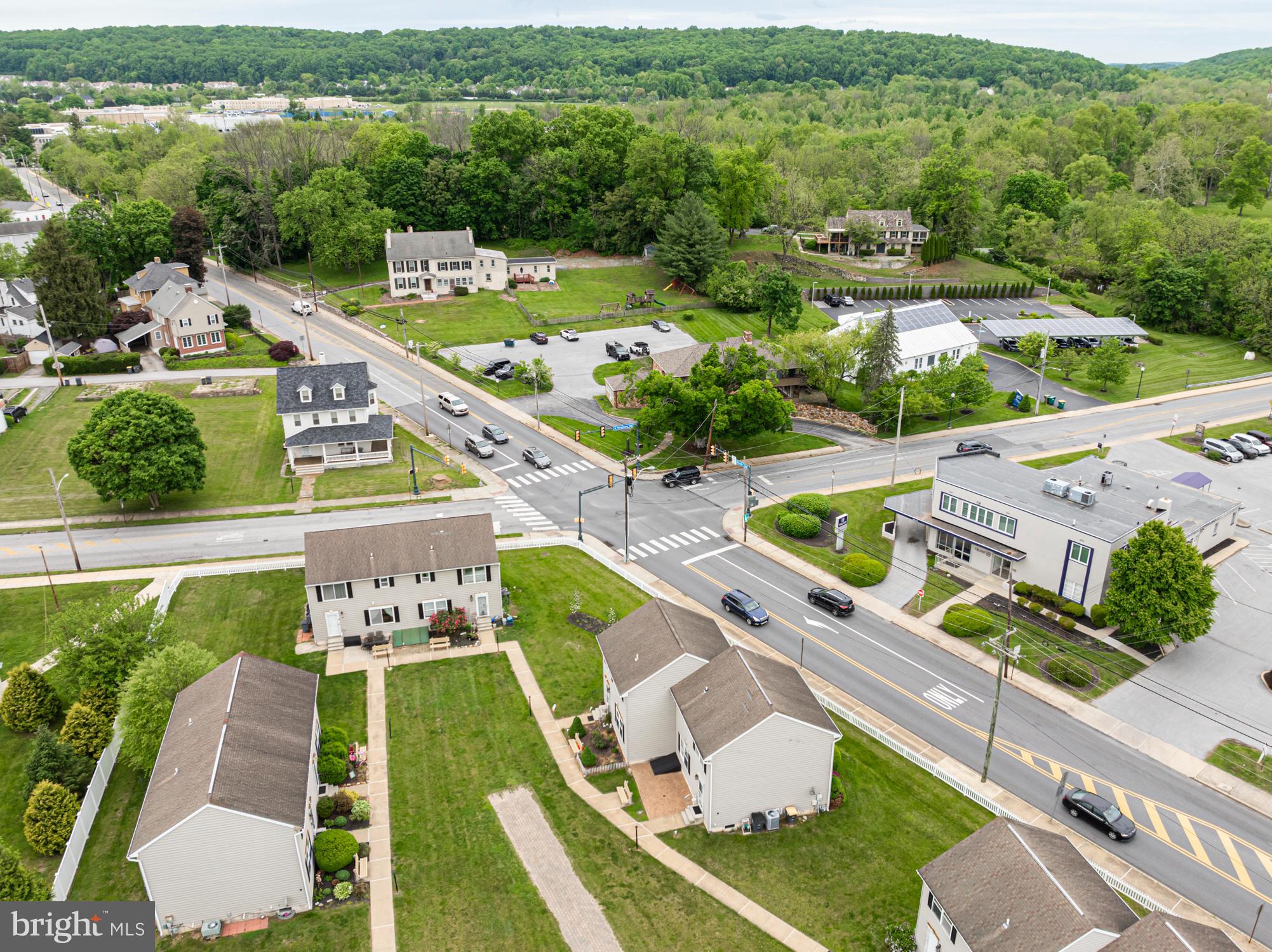 10 Terry Court Downingtown, PA 19335 - Photo 5 of 32