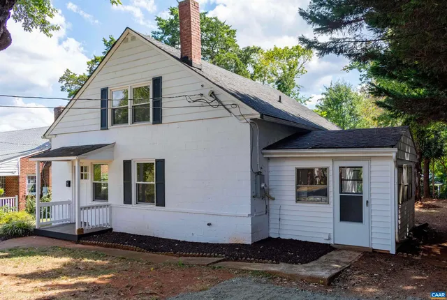 a view of a white house