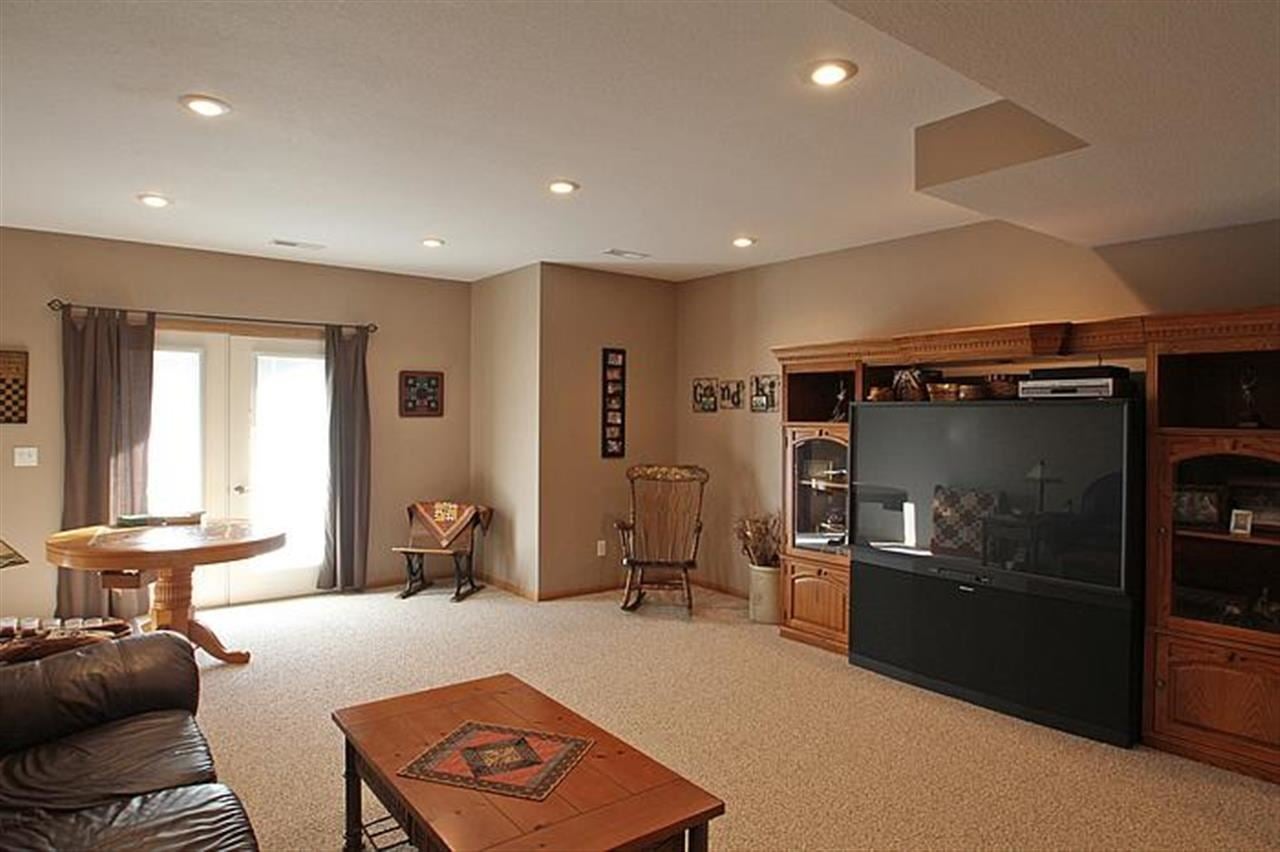 3124 East View Circle Drive Riverside, IA 52327 - Photo 13 of 23 Gallery Image 13