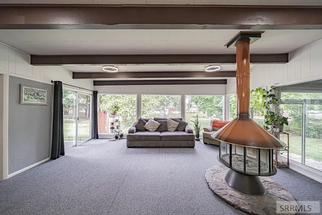 $575,000 | 269 West Center Street, Shelley, ID 83274