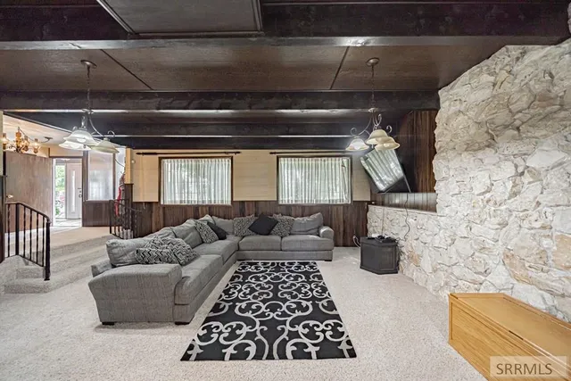 $575,000 | 269 West Center Street, Shelley, ID 83274