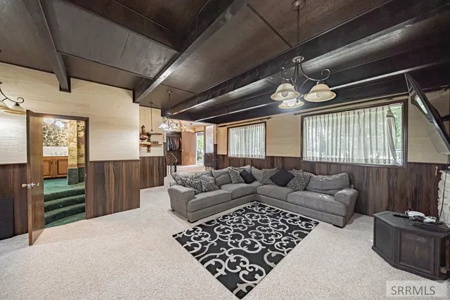 $575,000 | 269 West Center Street, Shelley, ID 83274