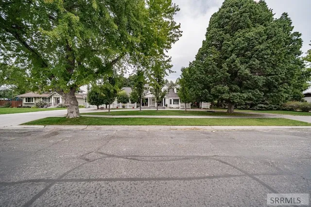 $575,000 | 269 West Center Street, Shelley, ID 83274